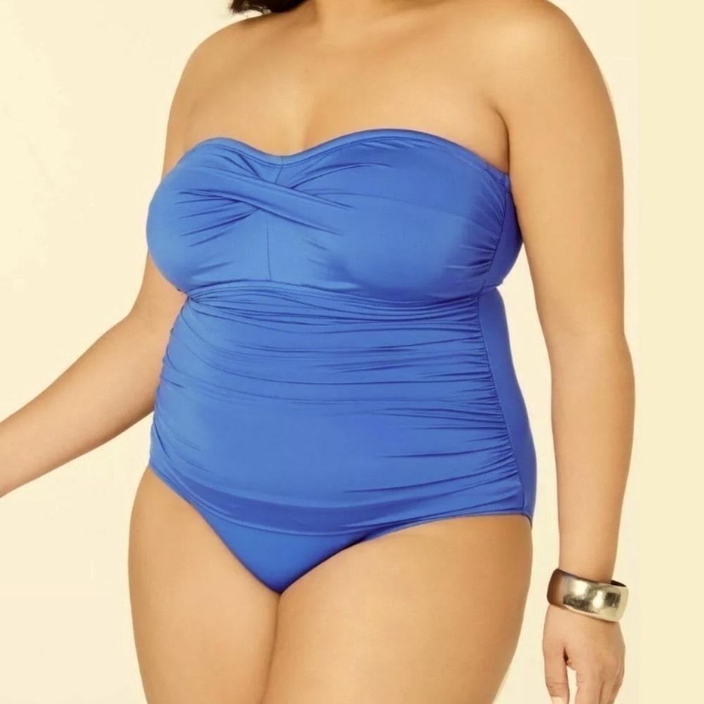 LAUREN Ralph Lauren Beach Club Bandeau One Piece
